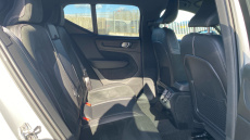 Volvo Xc40 2.0 T4 R DESIGN Pro 5dr AWD Geartronic Petrol Estate